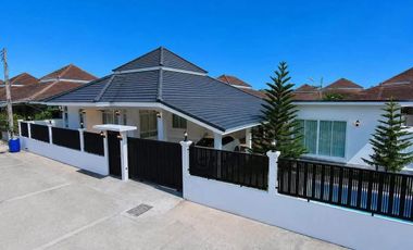 For sale 4 bedrooms house in Bang Lamung, Chonburi