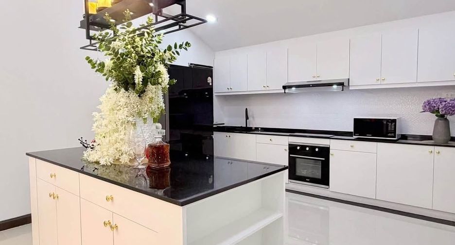 ขาย 4 ห้องนอน บ้านเดี่ยว ใน บางละมุง, ชลบุรี