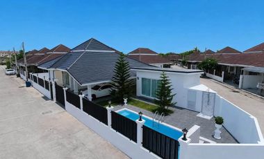 For sale 4 bedrooms house in Bang Lamung, Chonburi