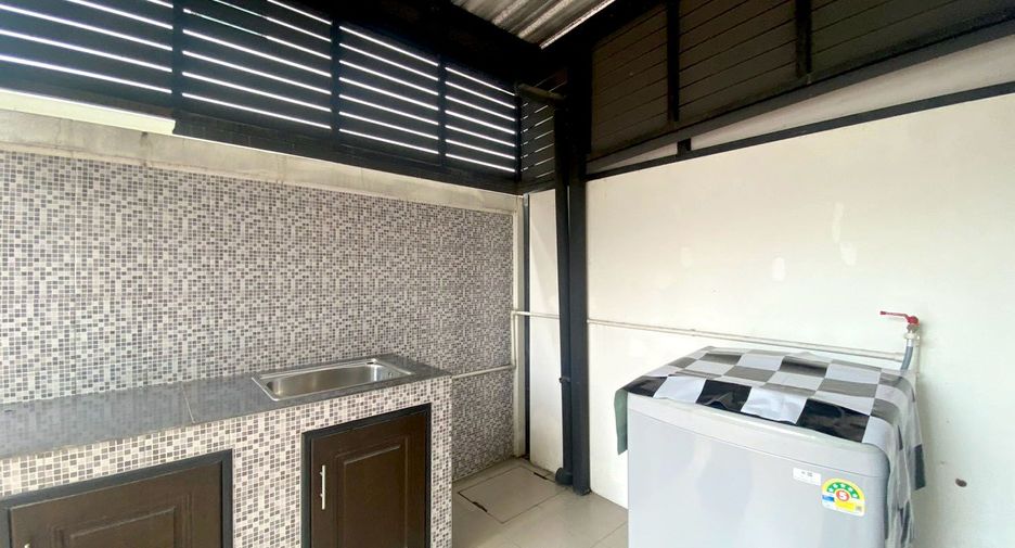 Reihenhaus zur Miete mit 3 Zimmer in Hang Dong, Chiang Mai