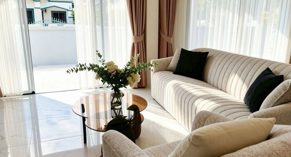 For sale 4 bedrooms villa in Bang Lamung, Chonburi