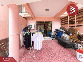 À vendre 3 chambres maison de ville à Lat Krabang, Bangkok