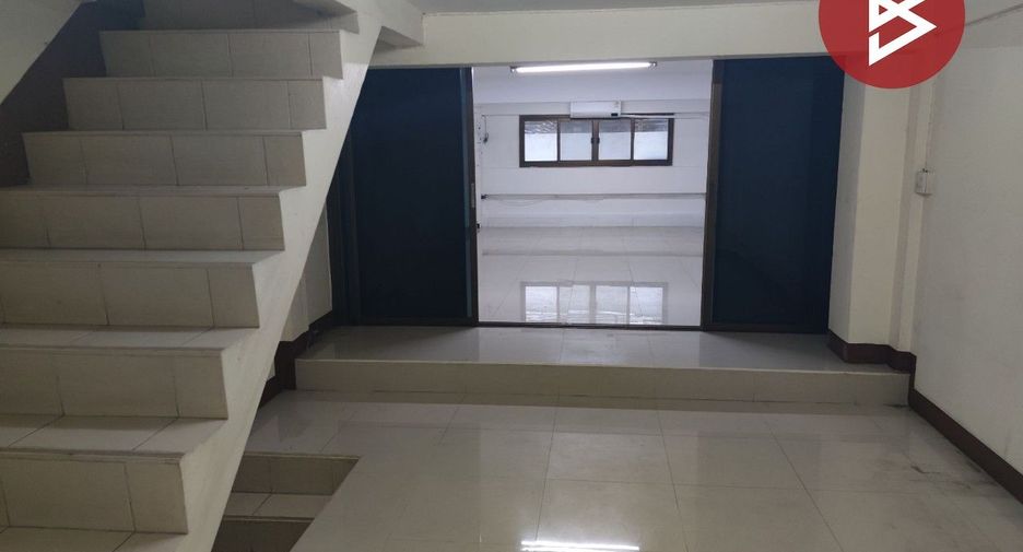 ขาย 3 ห้องนอน พื้นที่ค้าปลีก ใน วังทองหลาง, กรุงเทพฯ