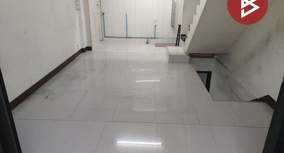 ขาย 3 ห้องนอน พื้นที่ค้าปลีก ใน วังทองหลาง, กรุงเทพฯ