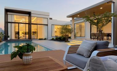 For sale 4 bedrooms house in Bang Lamung, Chonburi