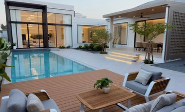 For sale 4 bedrooms house in Bang Lamung, Chonburi