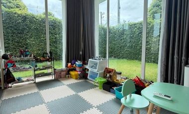 Casa en alquiler y en venta de 4 habitaciones en San Kamphaeng, Chiang Mai