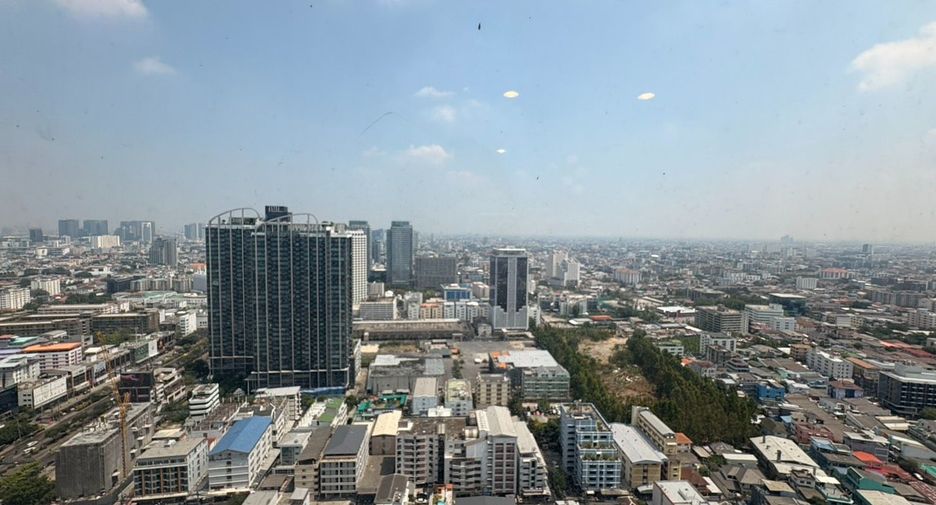 For rent 1 bed condo in Huai Khwang, Bangkok