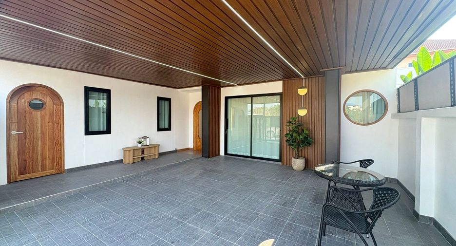 For sale 3 ベッドルーム house in Bang Lamung, Chonburi