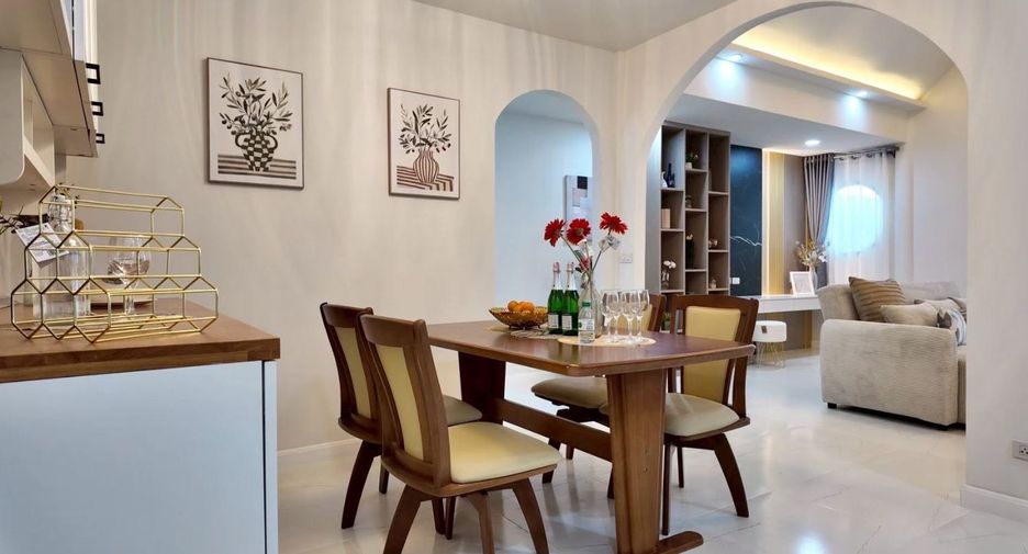 For sale 3 ベッドルーム house in Bang Lamung, Chonburi