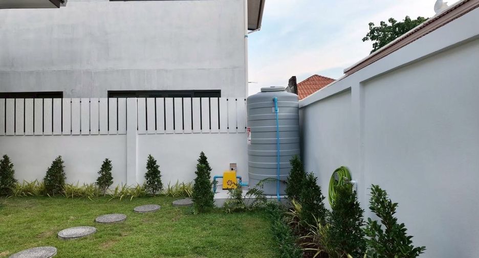 For sale 3 ベッドルーム house in Bang Lamung, Chonburi