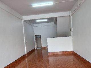 Gewerbefläche zur Miete und zum Kauf mit 1 Zimmer in Mueang Nakhon Si Thammarat, Nakhon Si Thammarat