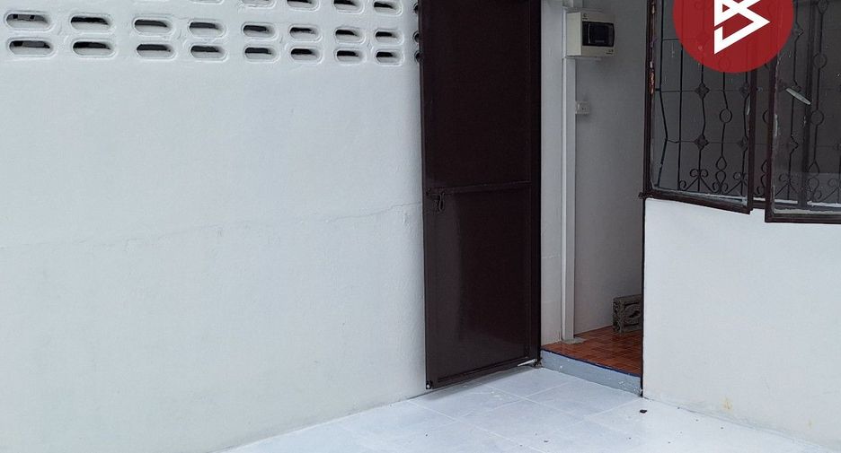 Gewerbefläche zur Miete und zum Kauf mit 1 Zimmer in Mueang Nakhon Si Thammarat, Nakhon Si Thammarat
