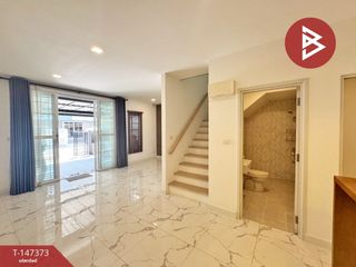 Продажа 4 спальни таунхаус в Саи Маи, Бангкок