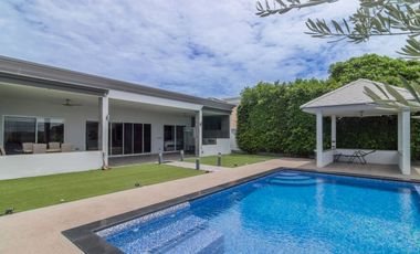 For sale 4 bedrooms villa in Bang Lamung, Chonburi