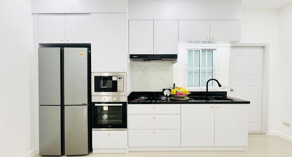 For sale 3 ベッドルーム house in Bang Lamung, Chonburi