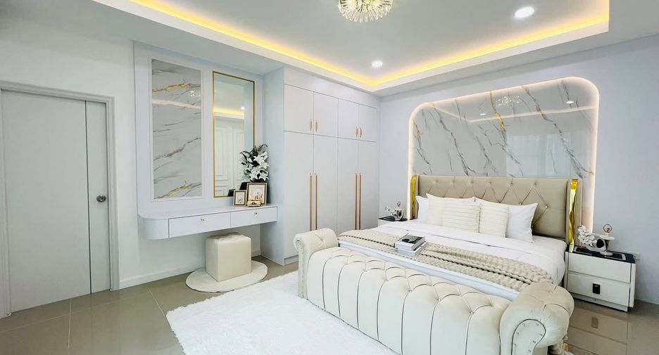 For sale 3 ベッドルーム house in Bang Lamung, Chonburi