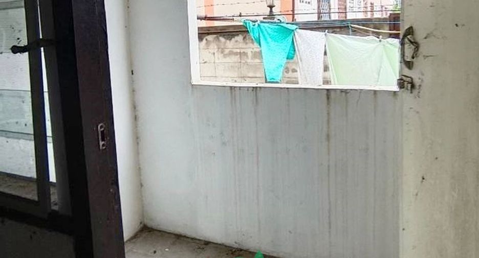 Продажа 3 спальни кондо в Pak Kret, Нонтабури