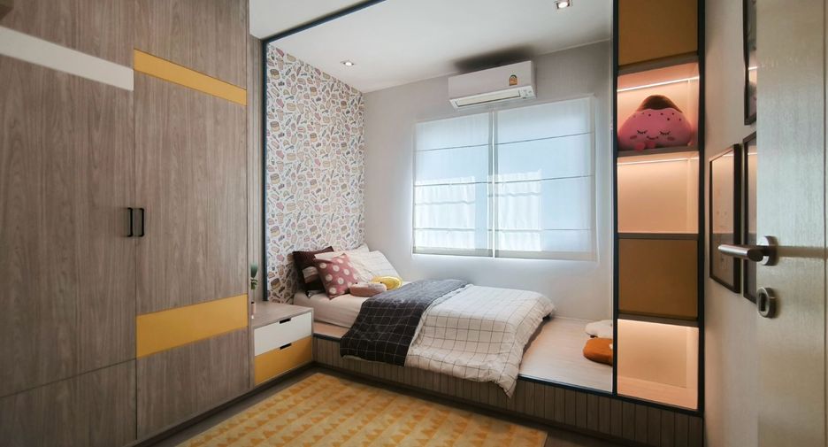 For rent 3 bedrooms townhouse in Prawet, Bangkok