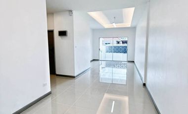 Haus zum Kauf mit 2 Zimmer in Thalang, Phuket