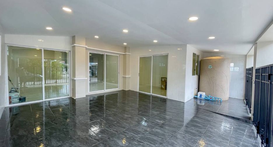 Reihenhaus zum Kauf mit 3 Zimmer in Thalang, Phuket