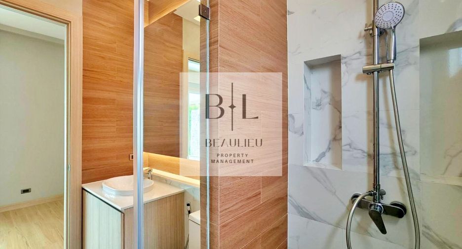 For rent and for sale 3 bedrooms house in Bang Lamung, Chonburi
