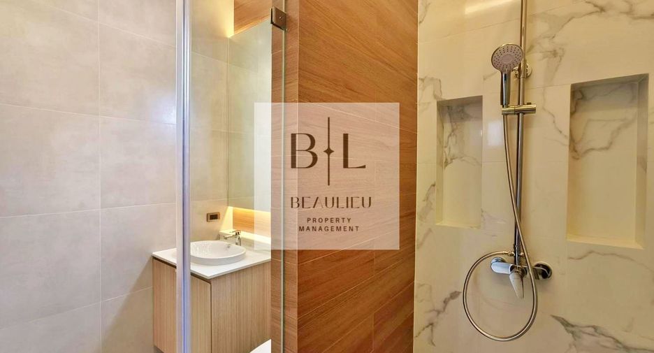 For rent and for sale 3 bedrooms house in Bang Lamung, Chonburi