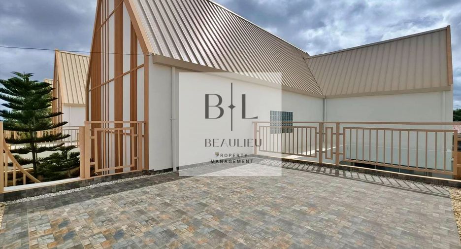 For rent and for sale 3 bedrooms house in Bang Lamung, Chonburi