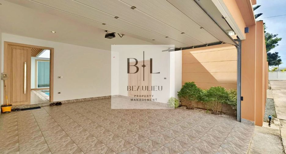 For rent and for sale 3 bedrooms house in Bang Lamung, Chonburi