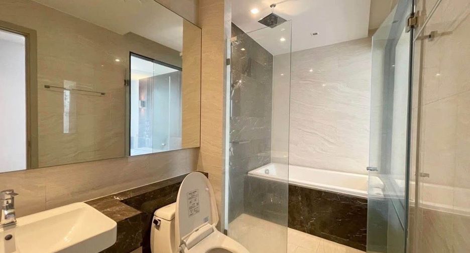 Wohnung zur Miete mit 2 Zimmer in Bang Rak, Bangkok