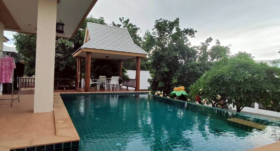 Villa zur Miete mit 3 Zimmer in Bang Lamung, Chonburi