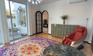 For rent and for sale 4 bedrooms villa in Jomtien, Pattaya