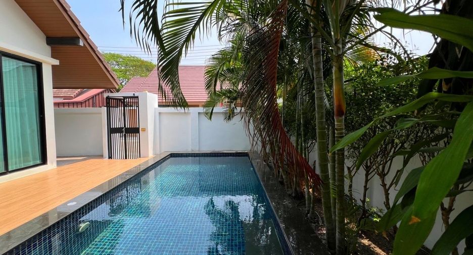 For rent 2 bedrooms villa in Huay Yai, Pattaya