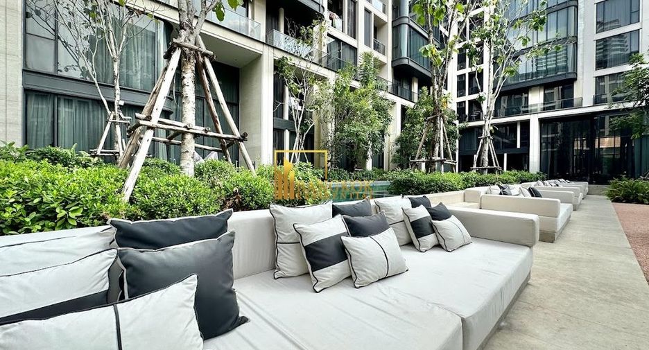 For rent 3 bedrooms condo in Watthana, Bangkok