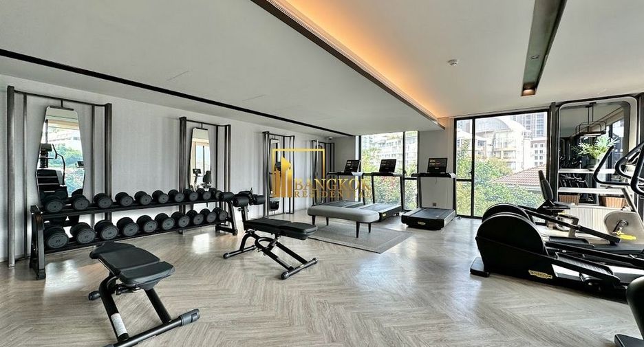 For rent 3 bedrooms condo in Watthana, Bangkok