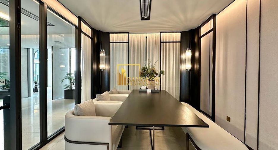 For rent 3 bedrooms condo in Watthana, Bangkok