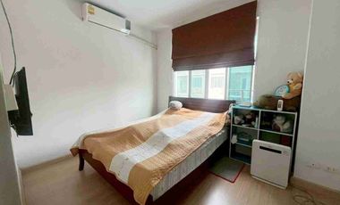 For sale 3 bedrooms townhouse in Khlong Sam Wa, Bangkok