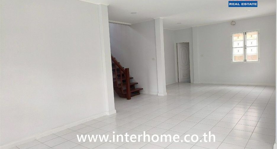 À vendre 6 chambres maison à Min Buri, Bangkok