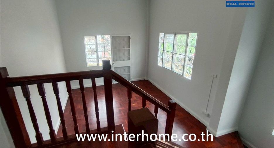 À vendre 6 chambres maison à Min Buri, Bangkok
