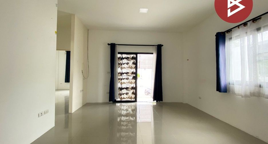 À vendre 2 chambres maison à Mueang Chon Buri, Chonburi