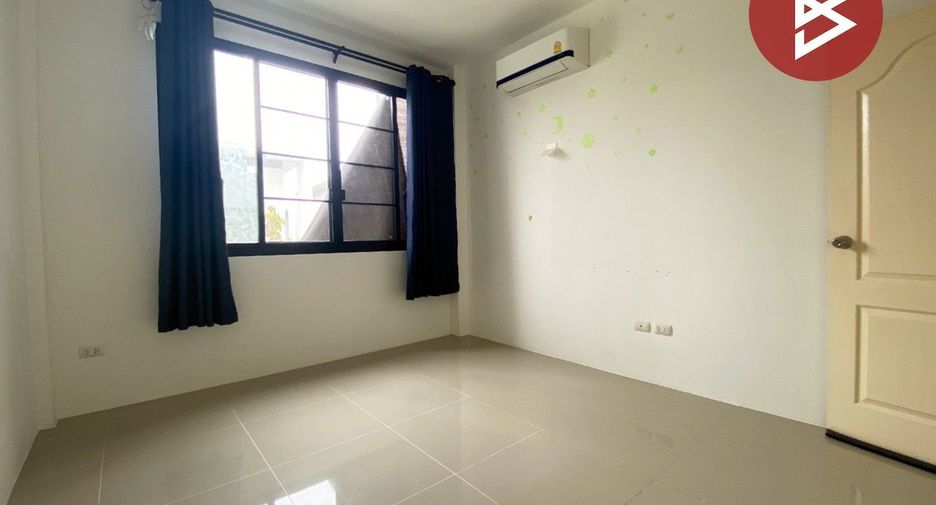 À vendre 2 chambres maison à Mueang Chon Buri, Chonburi