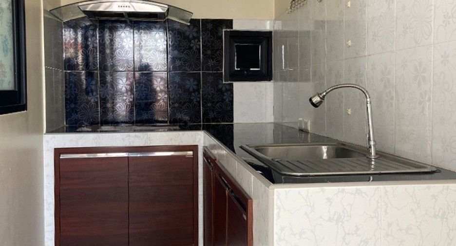 À vendre 2 chambres maison à Mueang Chon Buri, Chonburi