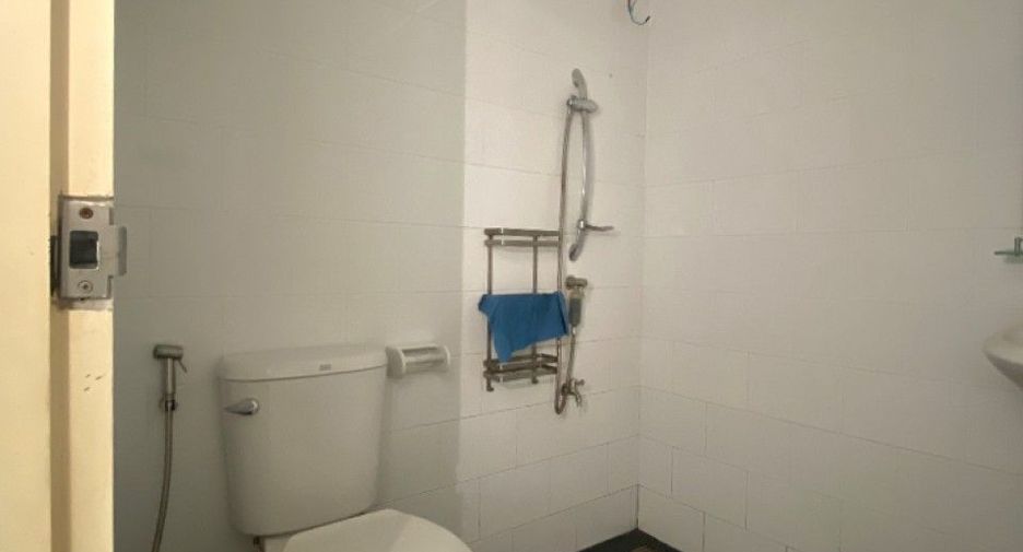 À vendre 2 chambres maison à Mueang Chon Buri, Chonburi