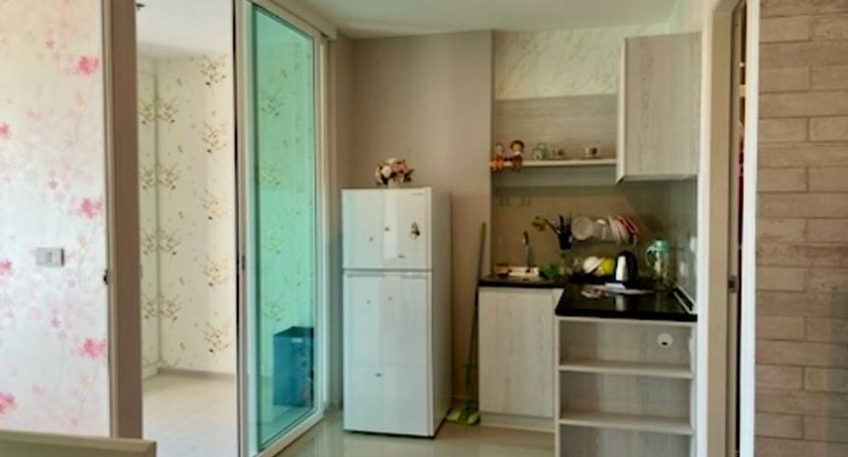 For rent 2 bedrooms condo in Mueang Samut Prakan, Samut Prakan