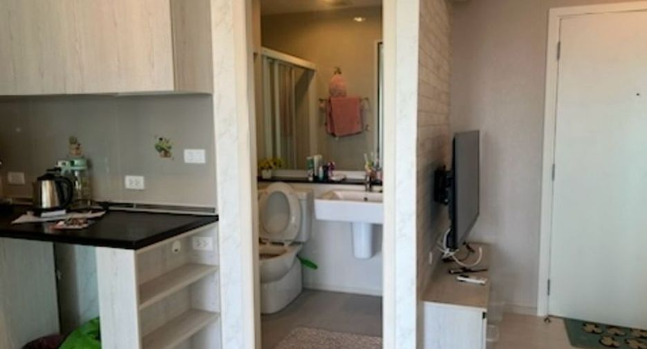 For rent 2 bedrooms condo in Mueang Samut Prakan, Samut Prakan
