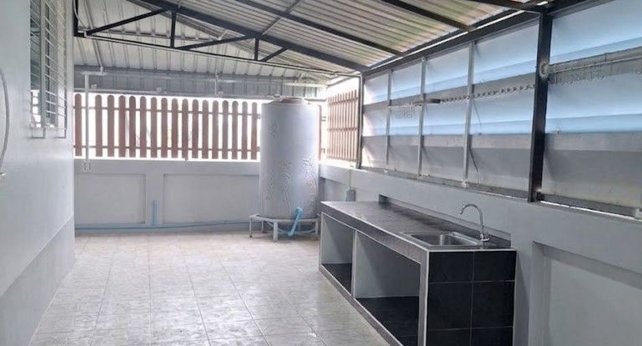 Продажа 3 спальни дом в Wang Thong, Пхитсанулок