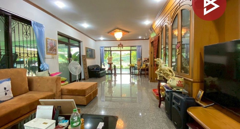 For sale 4 ベッドルーム house in Ban Phai, Khon Kaen
