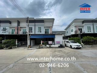 For sale 4 bedrooms townhouse in Khlong Luang, Pathum Thani