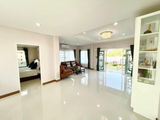 For rent 5 ベッドルーム house in San Sai, Chiang Mai
