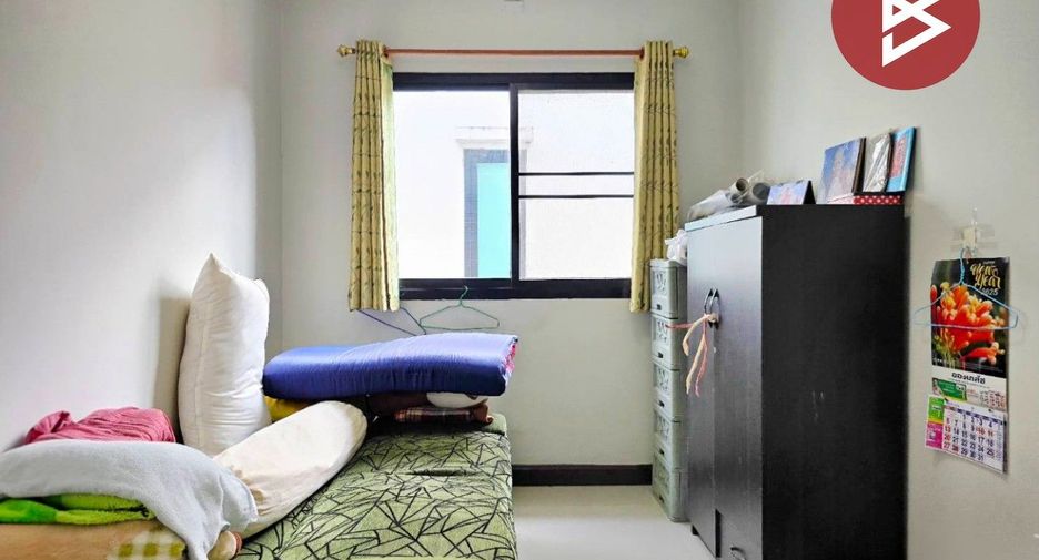 For sale 3 bedrooms townhouse in Sam Phran, Nakhon Pathom